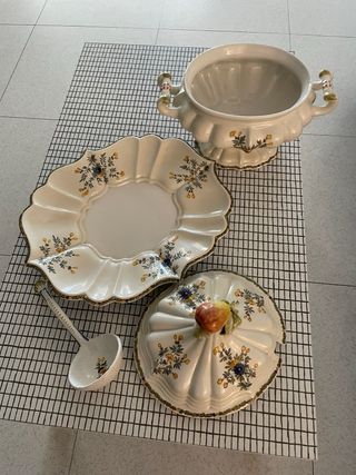 Zuppiera maiolica Nove