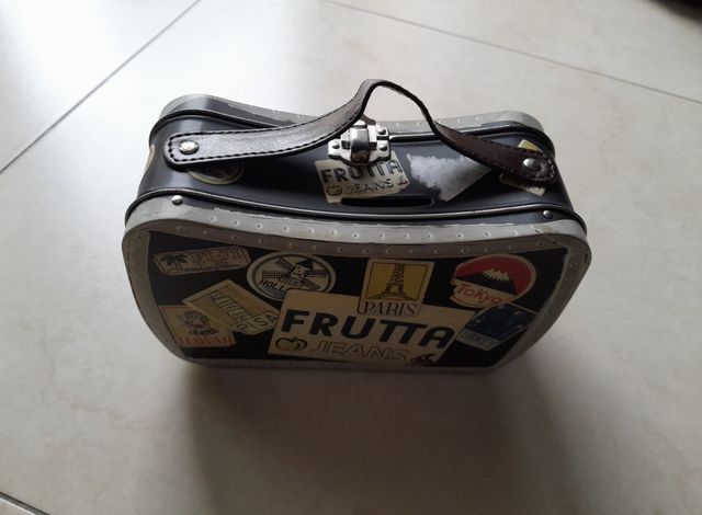 Cassettina portatutto/salvadanaio di latta Frutta