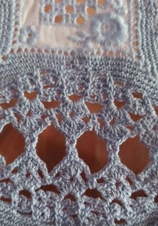 Ranner e centrino lavorati a mano