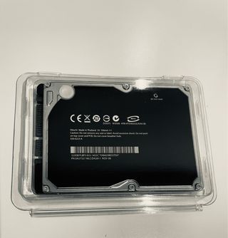 Disco duro 320GB HITACHI y dos de 2GB de RAM