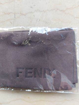 Pulisci occhiali Fendi
