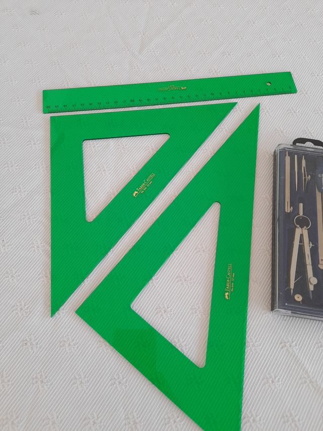 Reglas Faber-Castell y compás Staedtler