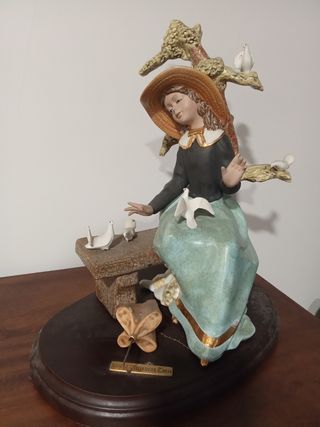 Figura porcelana Artistica Taris