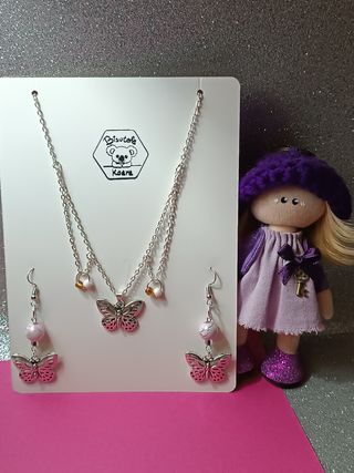 Conjunto pendientes y collar mariposa 