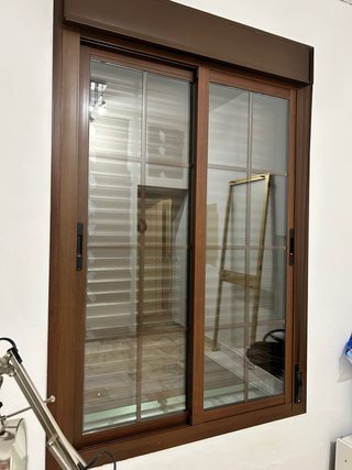 VENTANA Y REJA