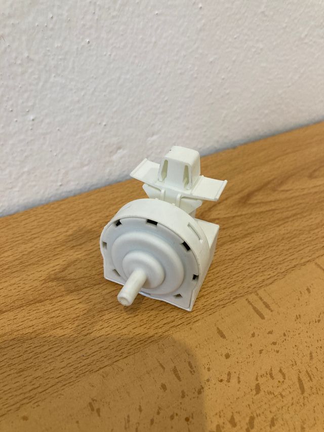 Whirlpool Indesit interruptor de nivel C00289362