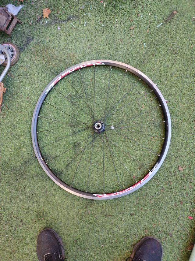 Rueda trasera carretera