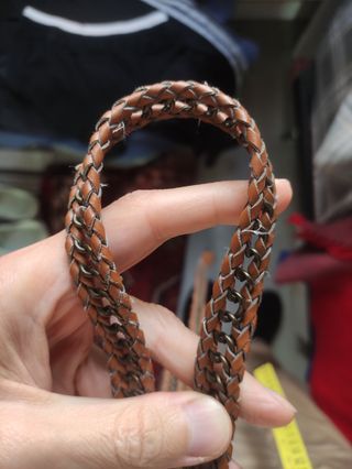 Cinturón cadena + cuero sintético