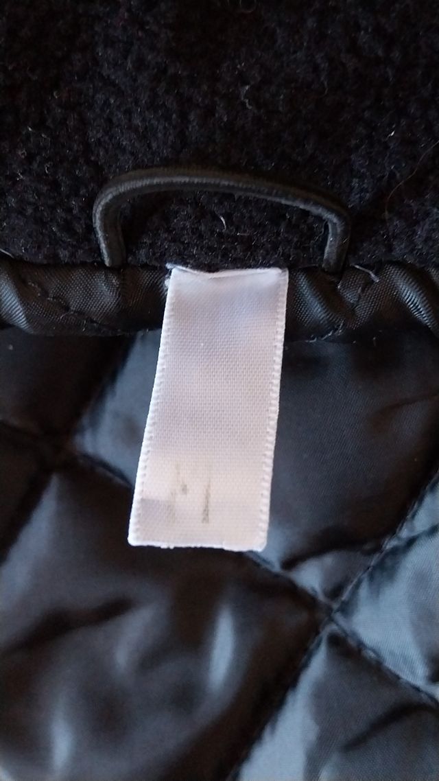 Giubbotto antivento e antipioggia