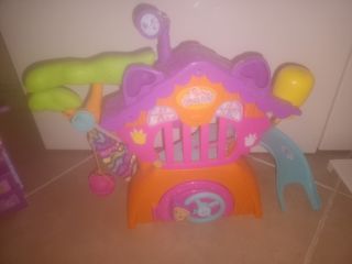 Casa de los mistys los muñecos 
