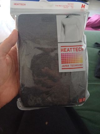 Camiseta térmica Uniqlo