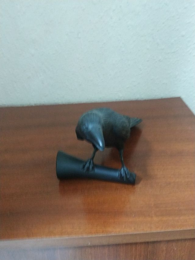 Figura de cuervo