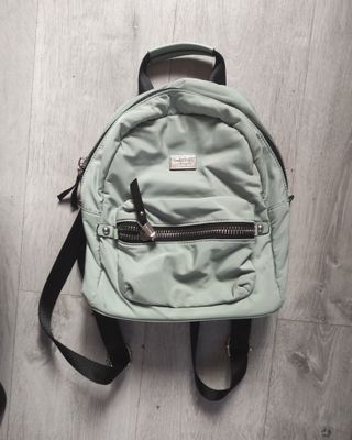 mochila color menta