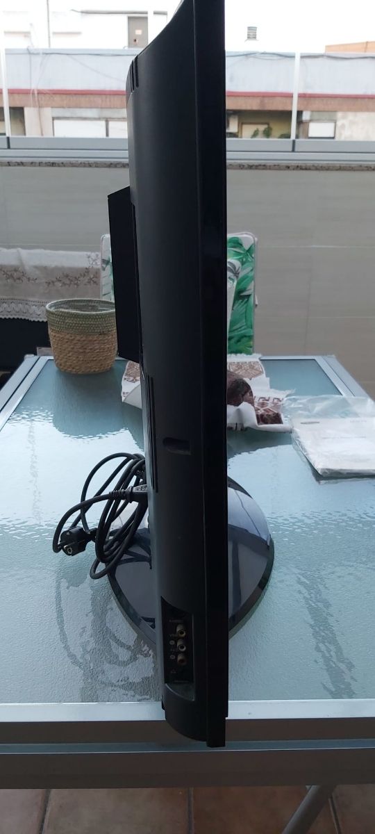 Televisor LCD Samsung 32" HD. Rebajado + 50%