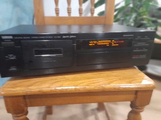 VENDO REPRODUCTOR DE CASSETTE YAMAHA