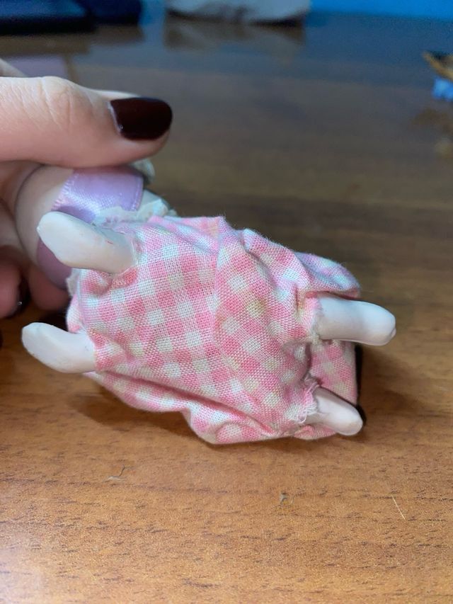 Bambolina in porcellana vintage