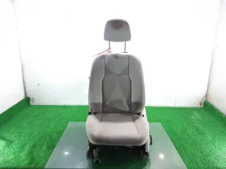 ASIENTO DELANTERO IZQUIERDO MERCEDES CLASE C
