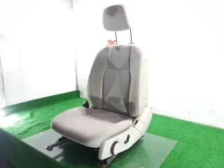 ASIENTO DELANTERO IZQUIERDO MERCEDES CLASE C