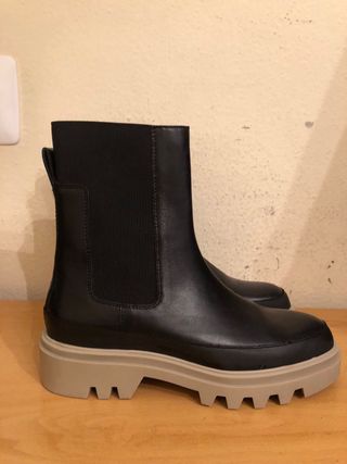 MASSIMO DUTTI - botines plataforma gris 38