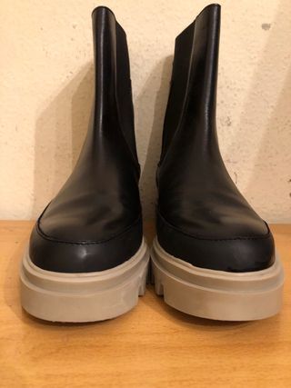 MASSIMO DUTTI - botines plataforma gris 38