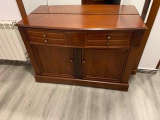 Mueble recibidor con espejo