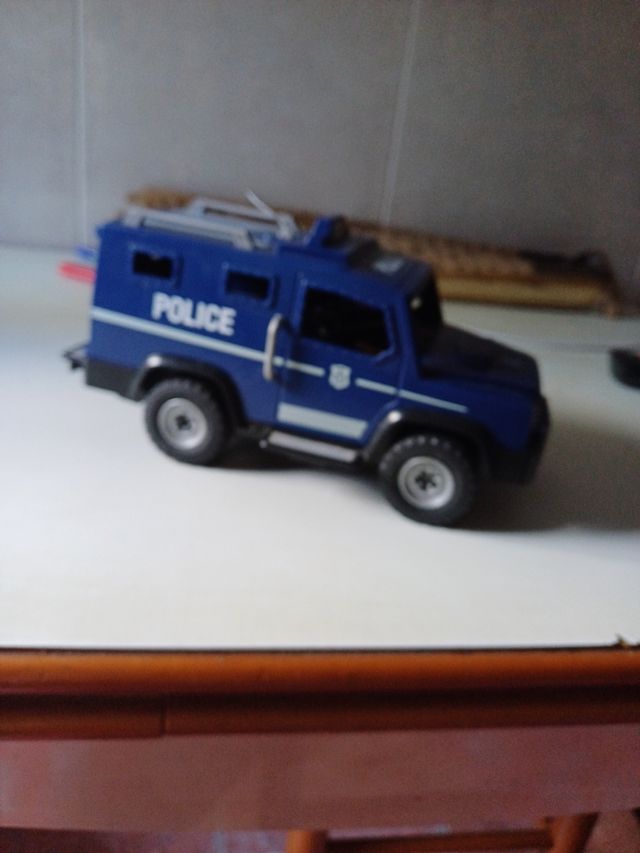 Camión playmobil police