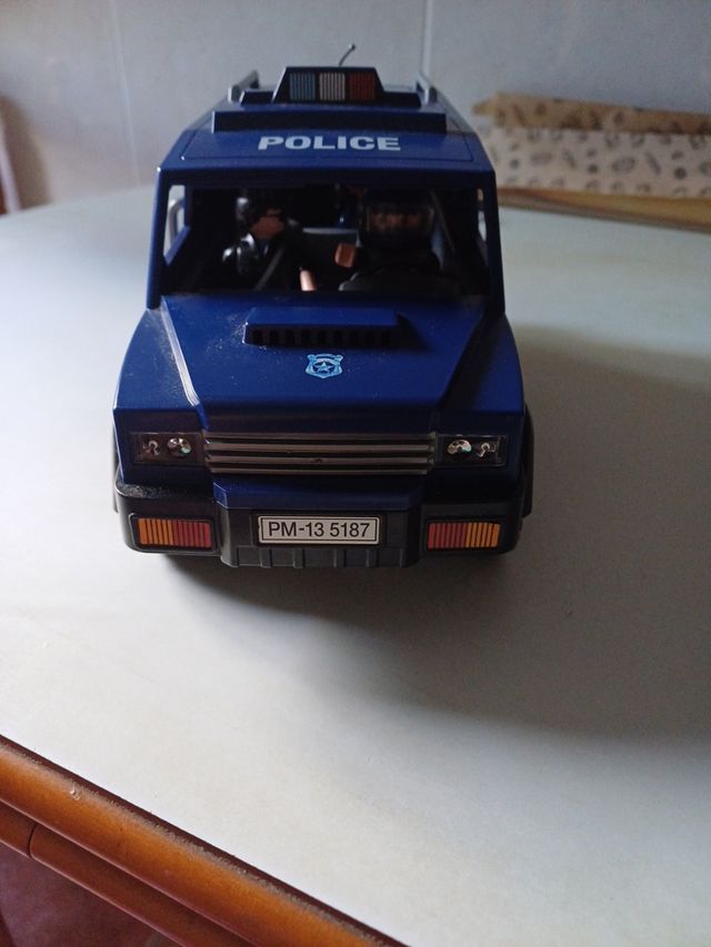 Camión playmobil police