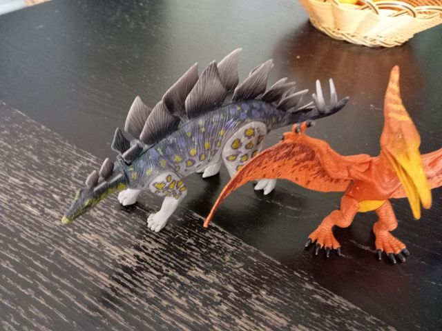 Dinosaurios de juguete