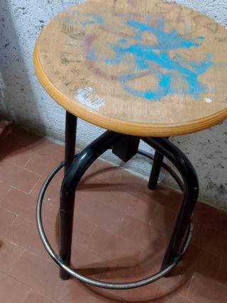 Sgabello legno e acciaio 