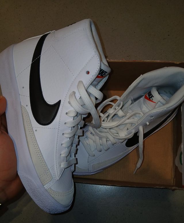 Nike Blazer Mid' 77