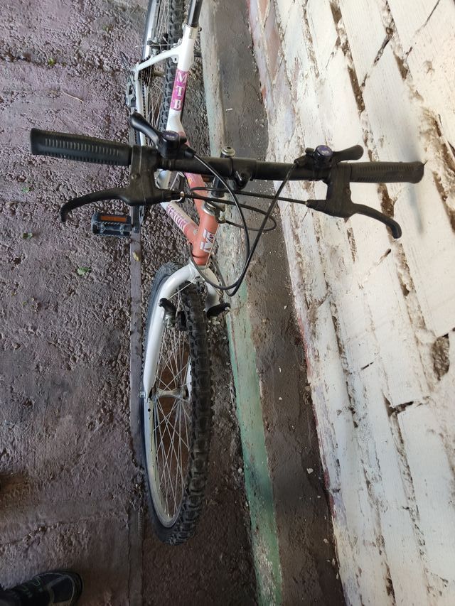 Piezas de bicicleta desde 1 €.