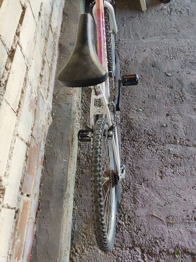 Piezas de bicicleta desde 1 €.