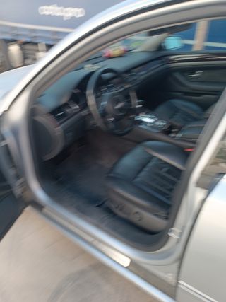 Audi A8 2004