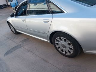 Audi A8 2004