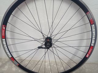 Llantas dt swiss RR585