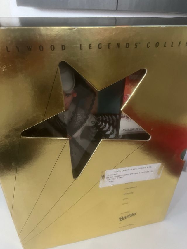 Barbie Scarlett O’hara con vestido blanco