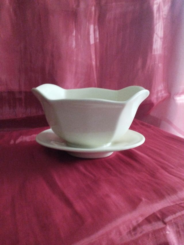 Salsera Antigua Porcelana