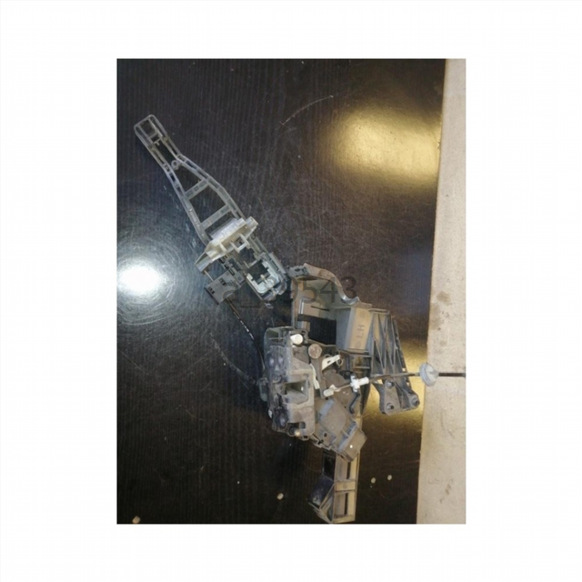 Cerradura puerta trasera izquierda Ford Fo a_39543