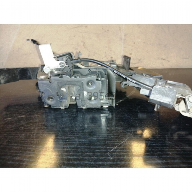 Cerradura puerta trasera izquierda Ford Fo a_39543