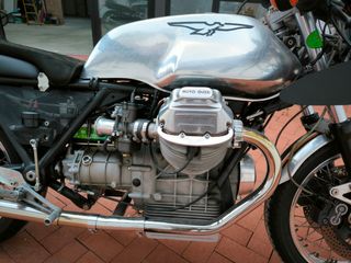 Moto guzzi sp1000
