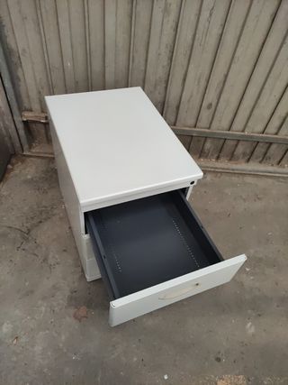Buck cajonera metálico con ruedas