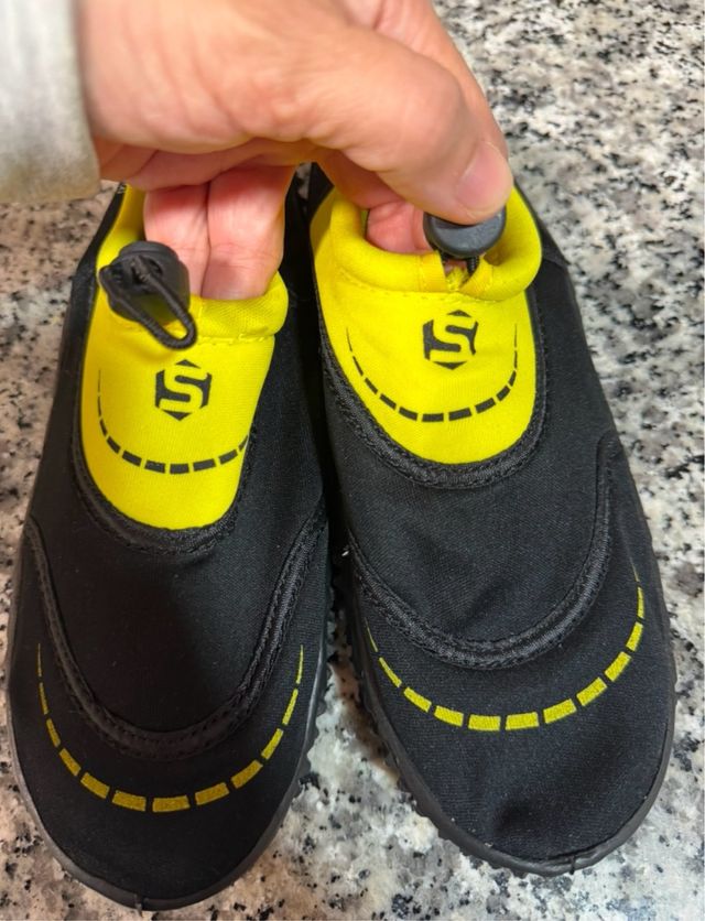 Escarpines/cangrejeras num 36/37