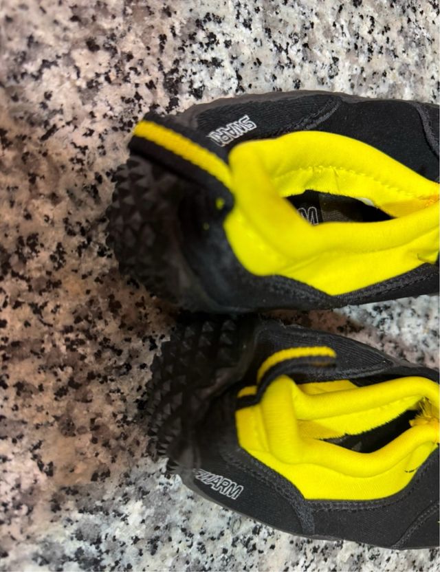 Escarpines/cangrejeras num 36/37