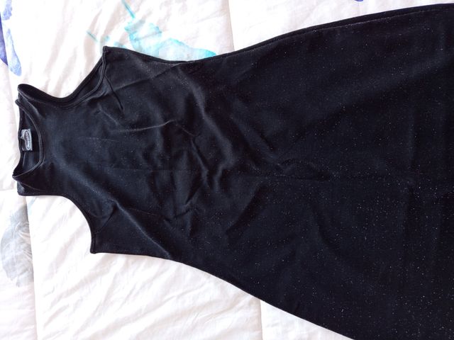 Vestido negro brillo