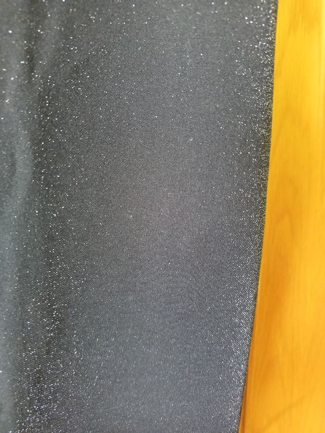 Vestido negro brillo