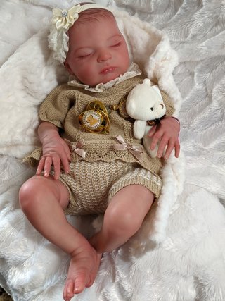 Reborn  realizada con genesis