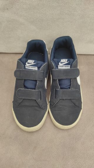 Zapatos niño T32..5€/ par