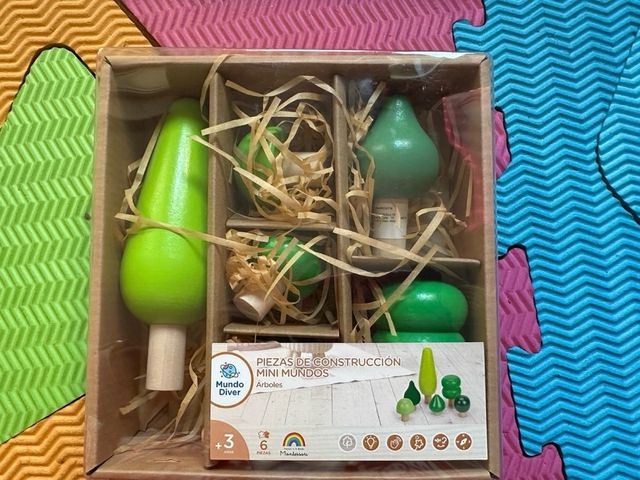 Accesorios de construcción arboles verdes