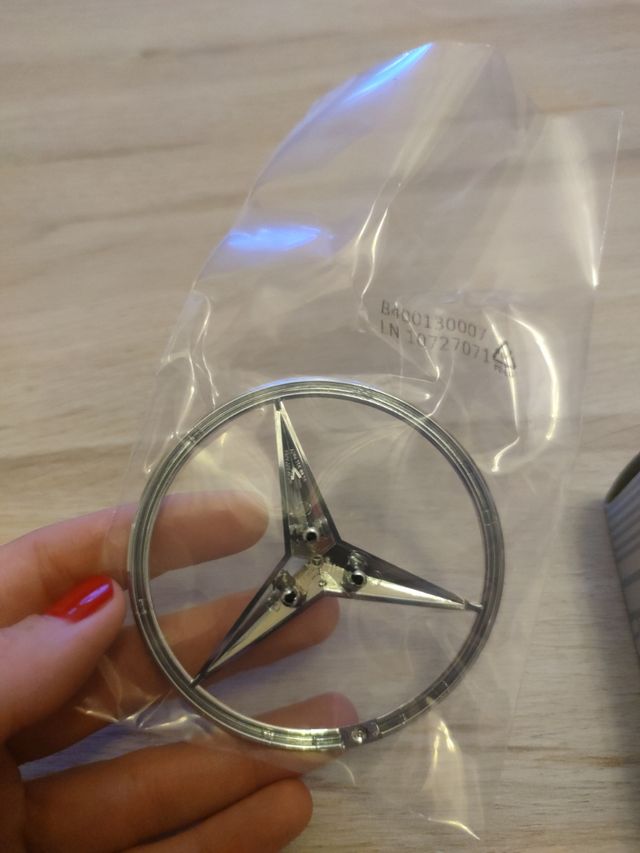 Estrella Mercedes Benz