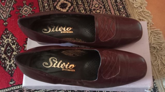 Zapatos N°38 Piel Ancho especial tienda Silvio 